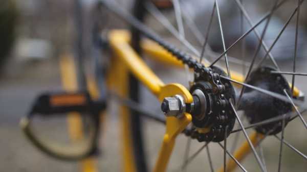Подросток на скутере сбил велосепедистку