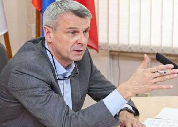 Прокурор области объявил Сергею Носову предостережение из-за долгов по контрактам