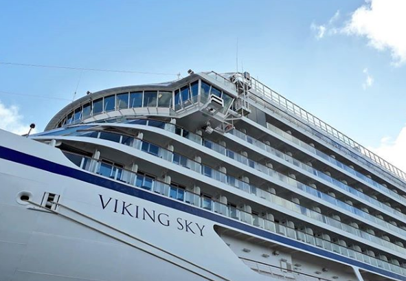 Круизный лайнер Viking Sky построили итальянцы в 2017 году. Фото: instagram @anje_ha