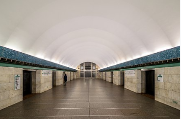 Сотрудники метрополитена просят всех пассажиров подземки выбирать другие пути следования. Фото: https://ru.wikipedia.org