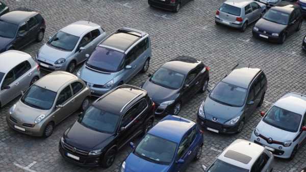 Смольный заработал на системе платных парковок 51,4 млн рублей