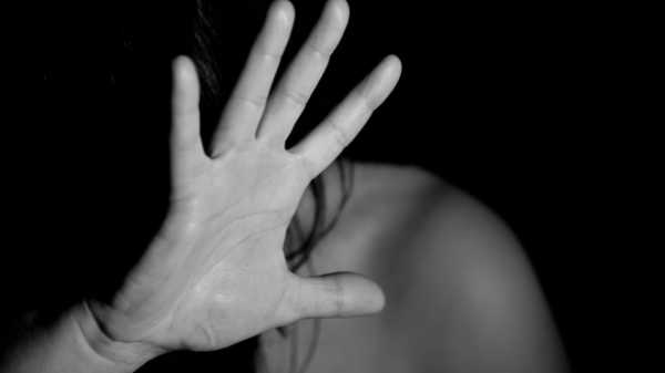 Во Всеволожском районе дважды изнасиловали местную жительницу