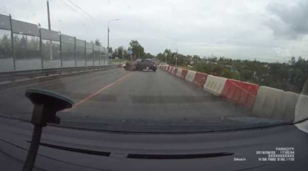 В ДТП на Красносельском шоссе пострадал водитель 