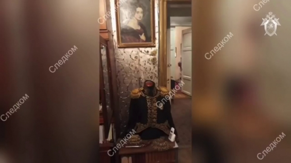 СК России выложил видео обыска в квартире Олега Соколова3
