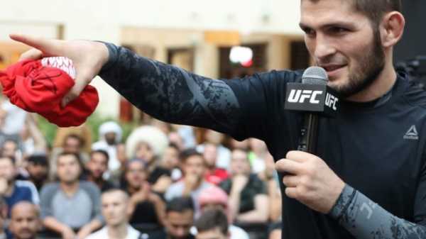 Нурмагомедов заявил, что UFC ищет нового соперника для Фергюсона