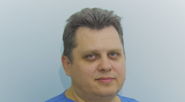 Зараженный коронавирусом врач-нейрохирург умер в Петербуре0