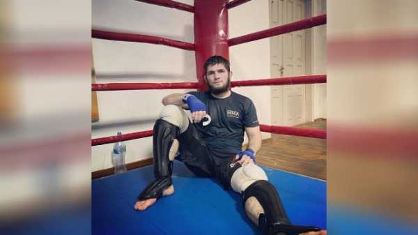 Нурмагомедов опубликовал новое фото с тренировки