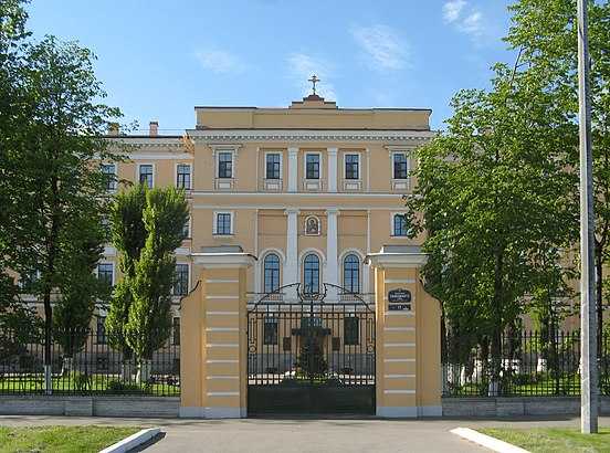 Петербургская духовная академия объявила о карантине из-за коронавируса0