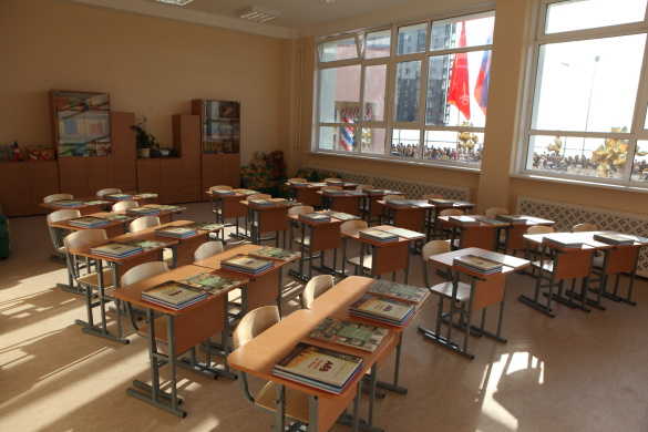Более половины учителей Петербурга выступили за ранние каникулы0