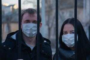 Кремль не исключил введения новых ограничений из-за коронавируса