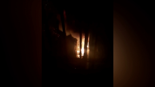 На улице Новостроек ночью горела трехкомнатная квартира1