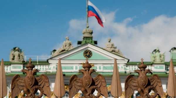 Празднование Дня Государственного флага РФ ограничит движение в Пушкинском районе Петербурга