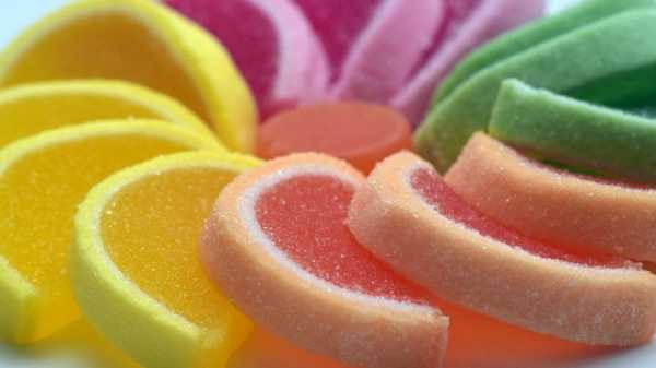 Производители детских сладких подарков в Ленобласти получили штрафы на 2,6 млн рублей