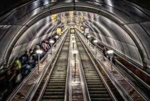Пассажиры метро могут сообщать о масочных противниках работникам подземки
