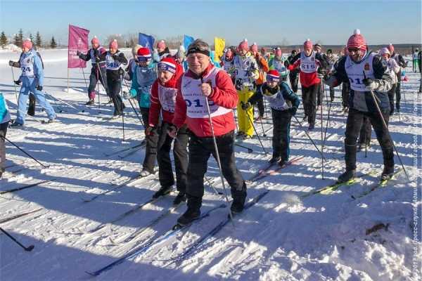 2100 человек встали на лыжи в эту субботу.   Как прошла «Лыжня России-2017»