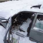 «Беспризорный» автомобиль стал жертвой автовандалов в Нижнем Тагиле (ФОТО)