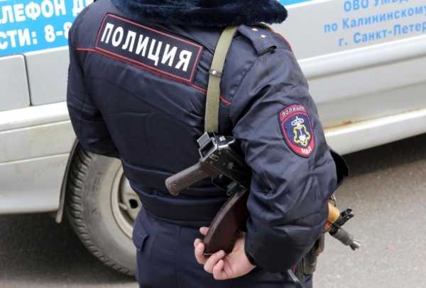 Полиции удалось спасти мужчину. Фото: Baltphoto/ Андрей Пронин