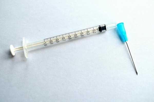 Прививки стали чаще вызывать подозрения у людей. Фото: Pixabay