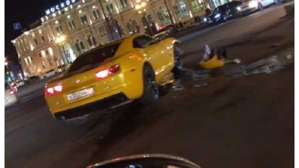 У Московского вокзала разбился дорогостоящий спорткар "Шевроле"