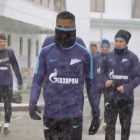 ФК Зенит провел тренировку снегом