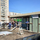На Светлановском снесли павильон с шавермой и магазинами