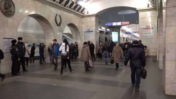 Петербуржцы рассказали, как изменилась их жизнь после теракта в метро0