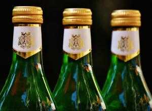 Глава Минздрава: россияне стали пить вдвое меньше