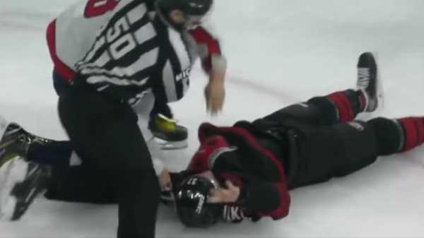 Видео: Овечкин отправил в нокаут 19-летнего хоккеиста 0