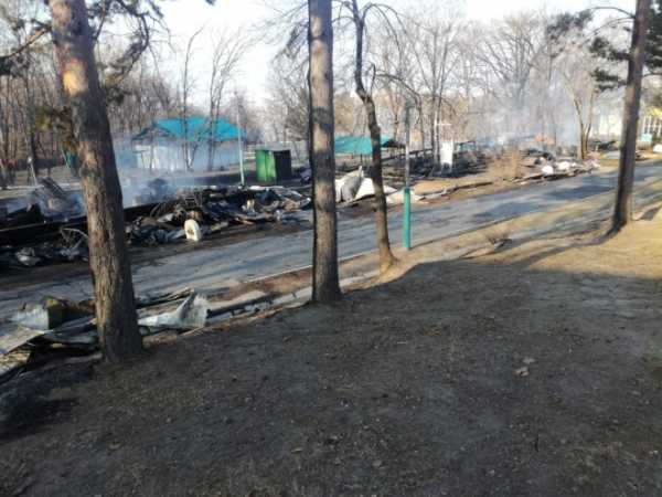 Под Хабаровском сгорели два корпуса детского лагеря0