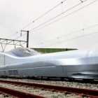 Поезд Alfa X развивает скорость 400 км.ч