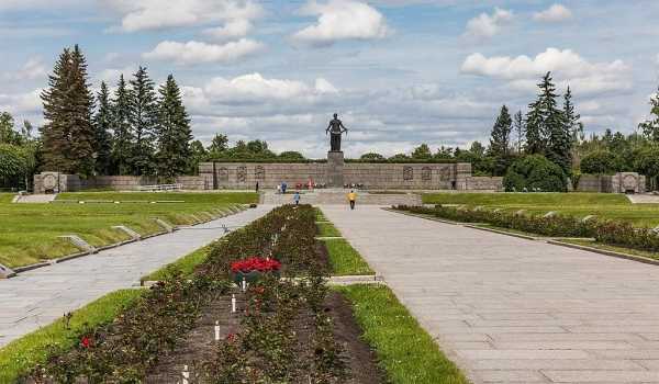 Пискаревское кладбище. Фото: Википедия