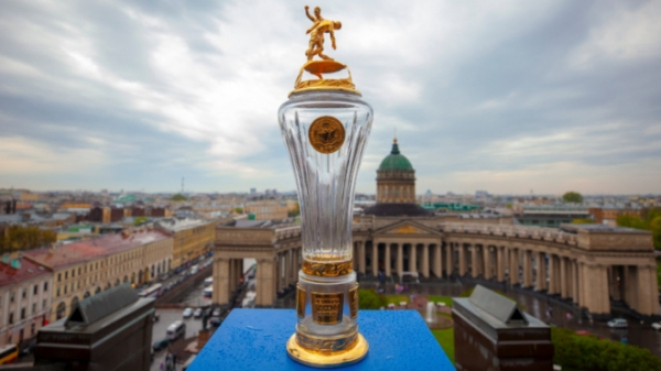 Кубок чемпионов России привезли в Петербург