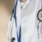 Зарплаты врачей в Ленобласти выросли до 80 тысяч в месяц
