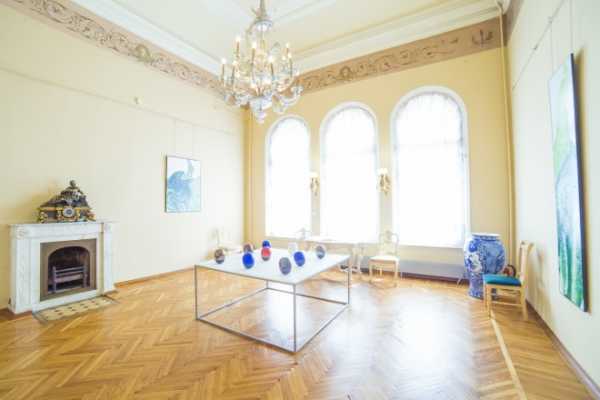 В Петербурге открылась уникальная выставка абстрактного искусства 2