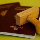 На Украине придумали проект о конфискации имущества у жителей Донбасса с паспортами РФ