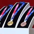 В Токио представили дизайн медалей Олимпиады-2020