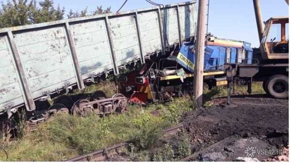 В Киселевске при столкновении двух поездов погибли люди