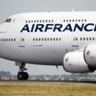 Самолет авиакомпании Air France летевший из Москвы во Францию экстренно сел в Люксембурге