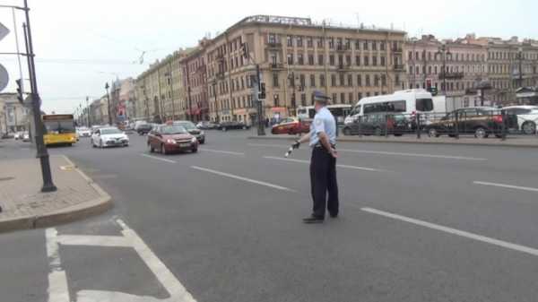 В Центральном районе полицейские устроили "охоту" на таксистов-нарушителей