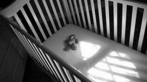 Во Владивостоке мать выбросила новорожденного ребенка с 8 этажа