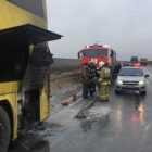 В Волгоградской области загорелся автобус с пассажирами