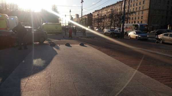 Ослепленный солнцем водитель устроил ДТП у Московской площади2