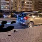Неизвестный упал с 22-этажного дома на крышу иномарки на Пулковском шоссе