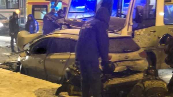 Страшное ДТП с участием маршрутки произошло минувшей ночью в Петербурге