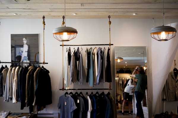 Коронавирус ударил по продаже одежд: торговля снизилась на 90%0