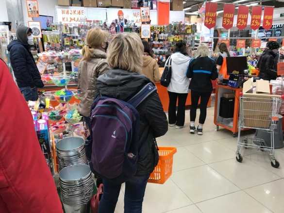 В Ленобласти рассказали о новых условиях работы магазинов в ТЦ0
