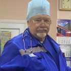 Опытный врач скорой скончался от коронавируса в Петербурге