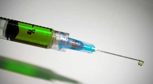 Петербуржцев признали вакцинироваться от гриппа0