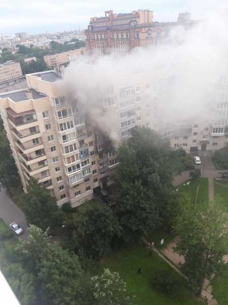 На улице Нахимова вспыхнула однокомнатная квартира0
