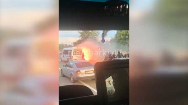 Обстрел автобуса под Харьковом сняли на видео1